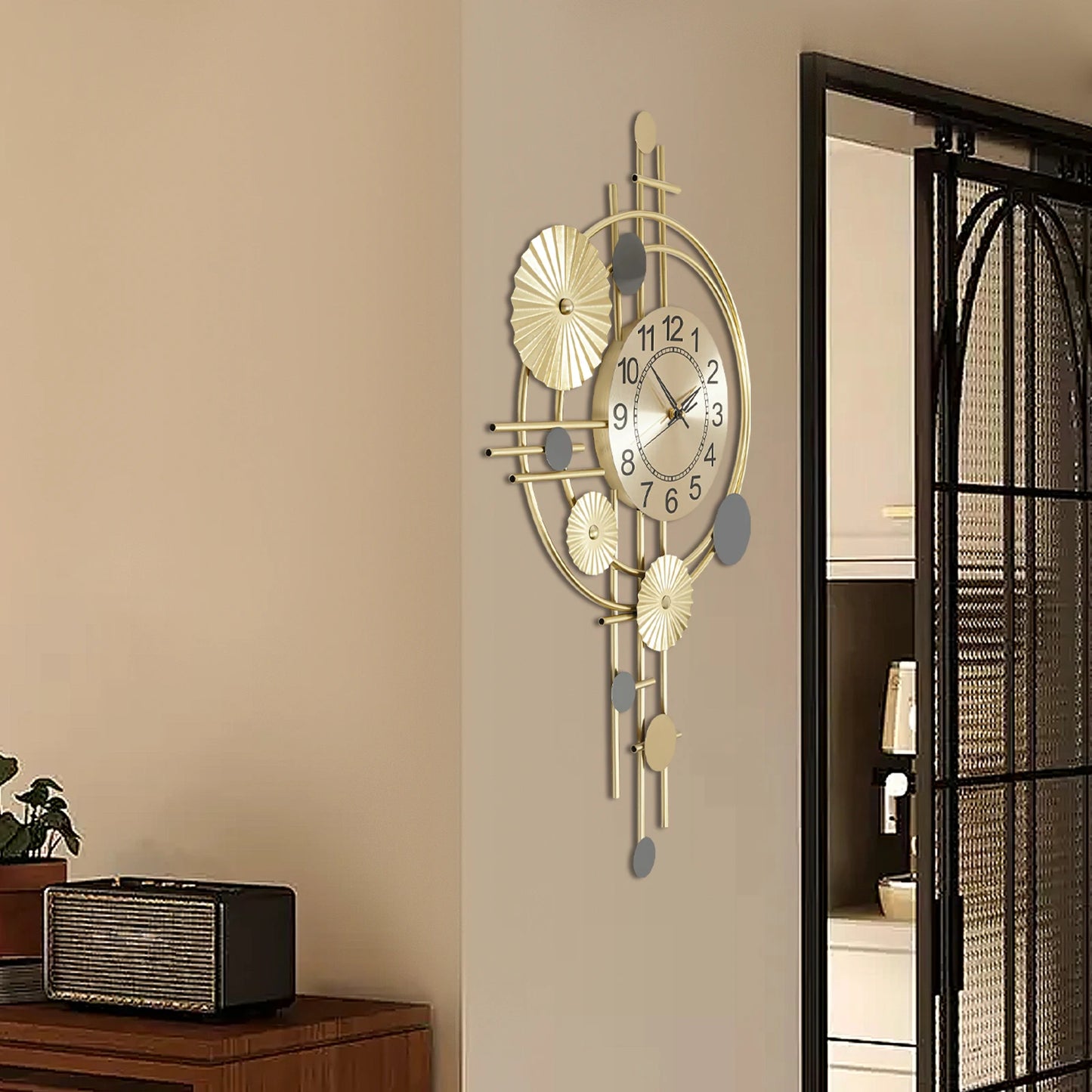 Decorative Art Wall Clock Silent Non-Ticking For Indoor Use